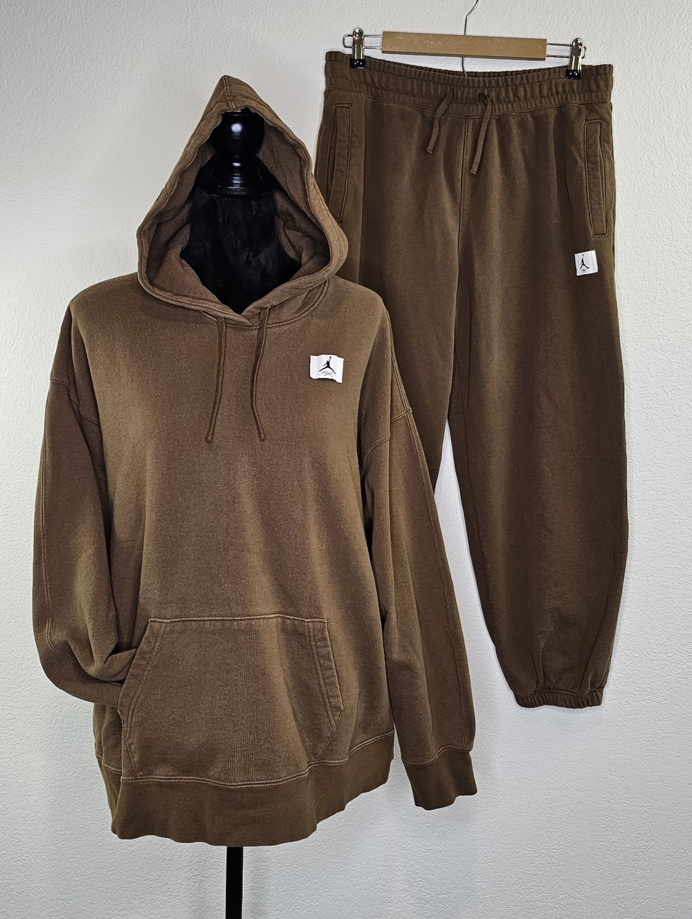 Air Jordan Flight Women's Oversized Fleece Hoodie and matching Sweat Suit Large